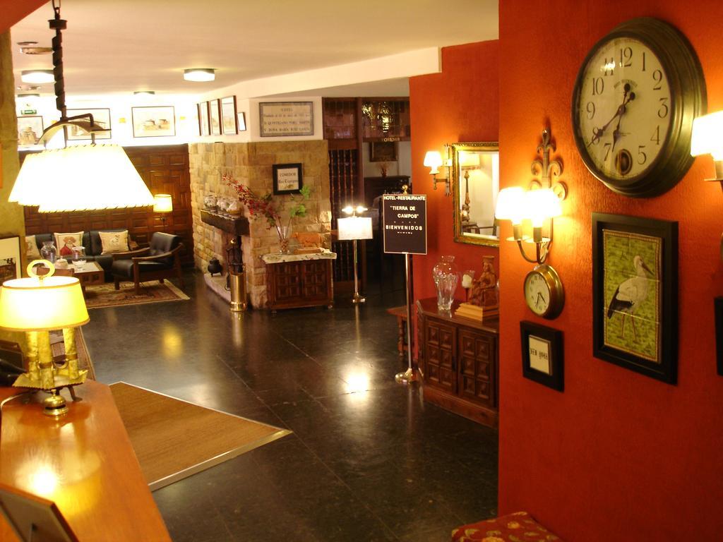 Tierra De Campos Hotel Osorno Interior photo