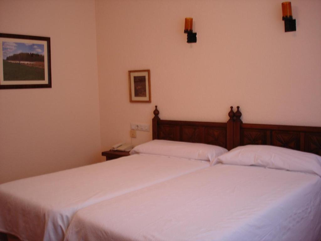 Tierra De Campos Hotel Osorno Room photo